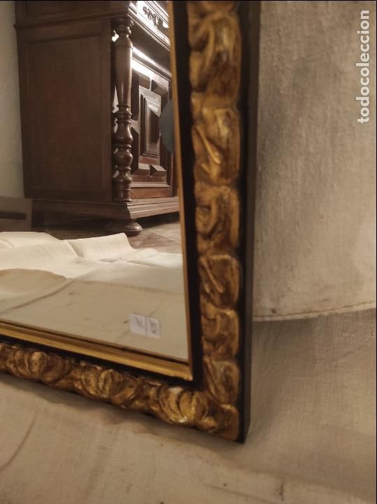 Antig&uuml;edades: espejo de madera dorado - Foto 4