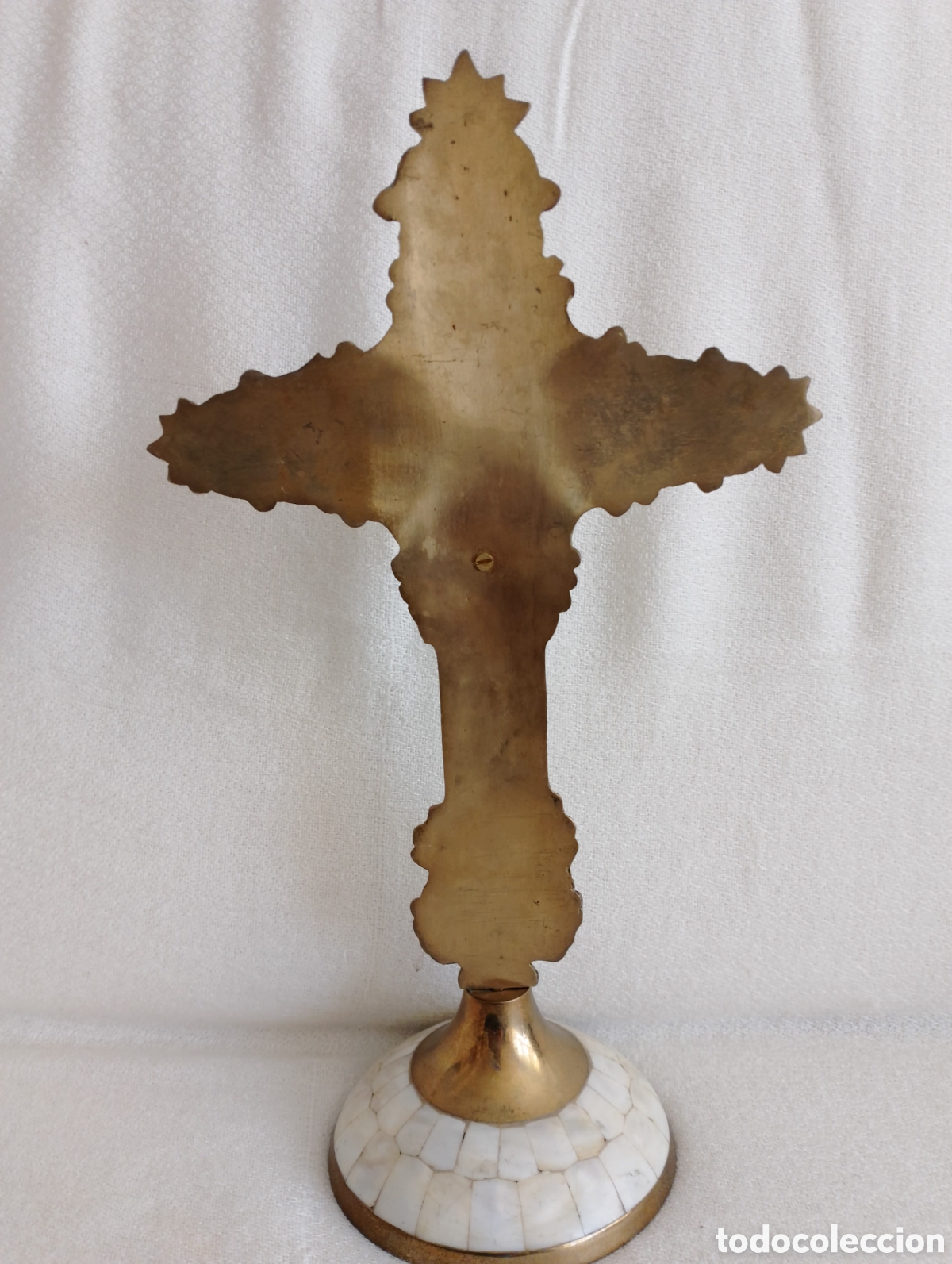 Antig&uuml;edades: Crucifijo Hostiario Bronce. - Foto 12