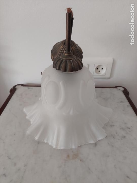Antig&uuml;edades: L&aacute;mpara de techo con tulipa - Foto 3