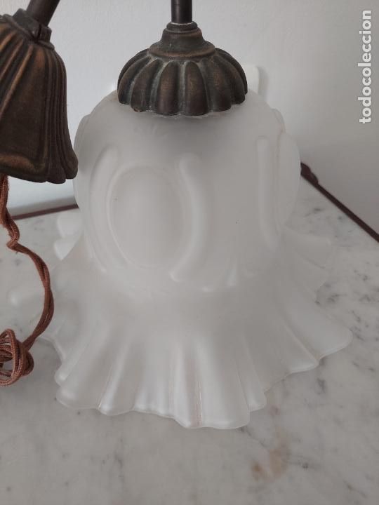 Antig&uuml;edades: L&aacute;mpara de techo con tulipa - Foto 4