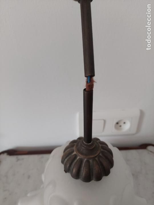 Antig&uuml;edades: L&aacute;mpara de techo con tulipa - Foto 7