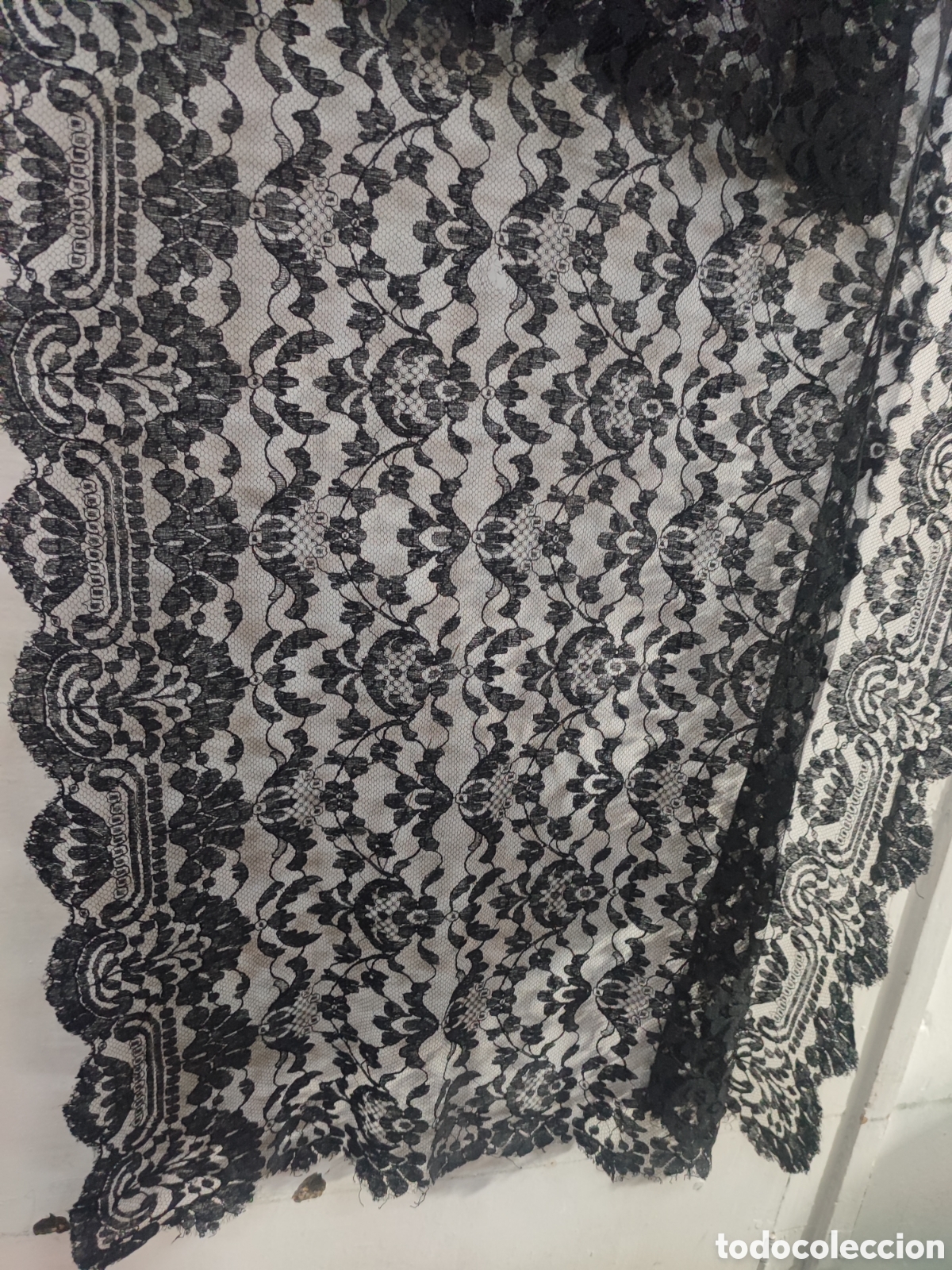 Antig&uuml;edades: Mantilla negra - Foto 1