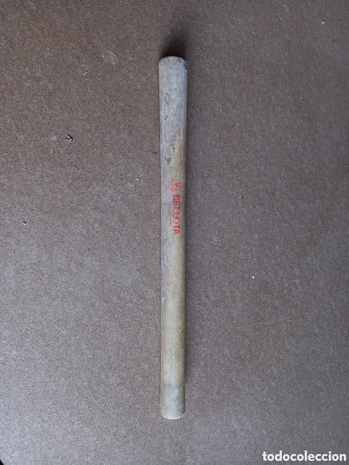 Antig&uuml;edades: Mango madera Bellota 36 cms largo x 3cms di&aacute;metro - Foto 1