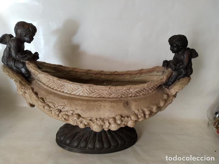 Antig&uuml;edades: macetero con angeles - Foto 5