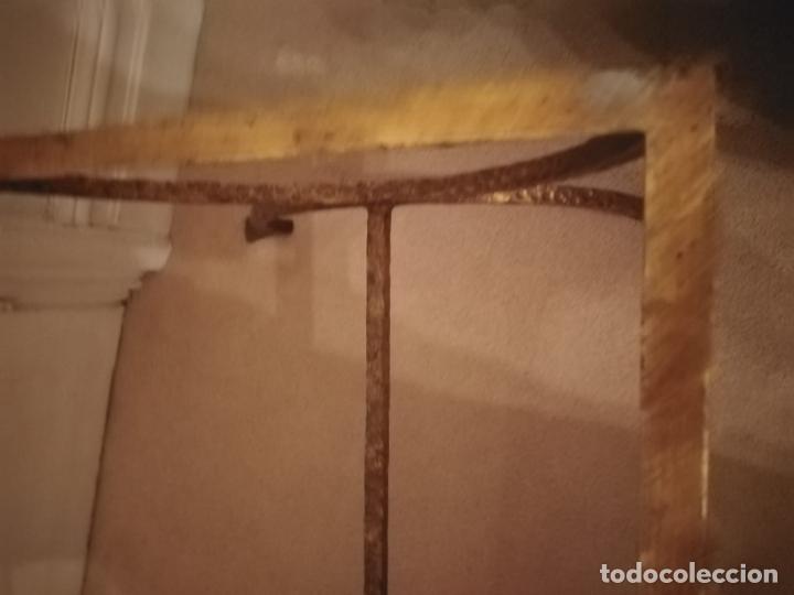 Antig&uuml;edades: Pie de mesa metal (100*40*40) - Foto 8