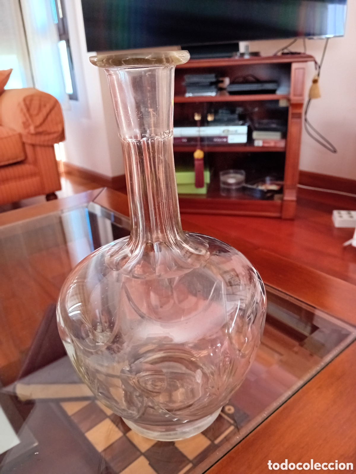 Oggetti Antichi: Exquusita botella de licor antigua de cristal tallado