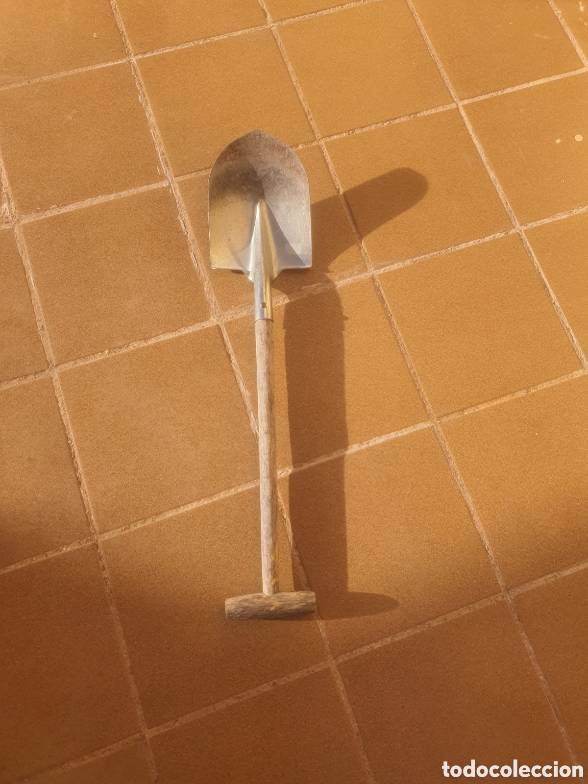 Antig&uuml;edades: Pala para jardiner&iacute;a - Foto 1