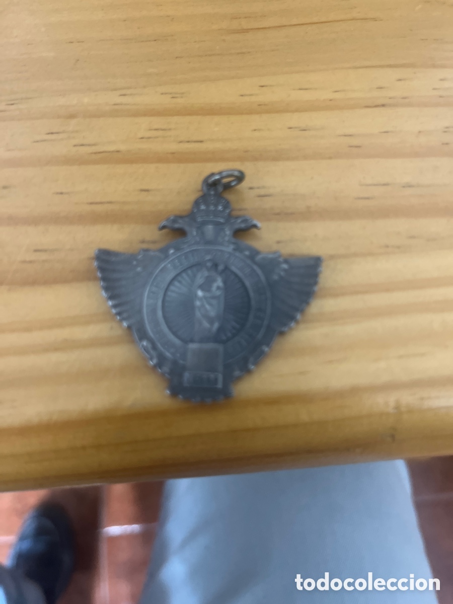 Antig&uuml;edades: Medalla del pilar - Foto 2