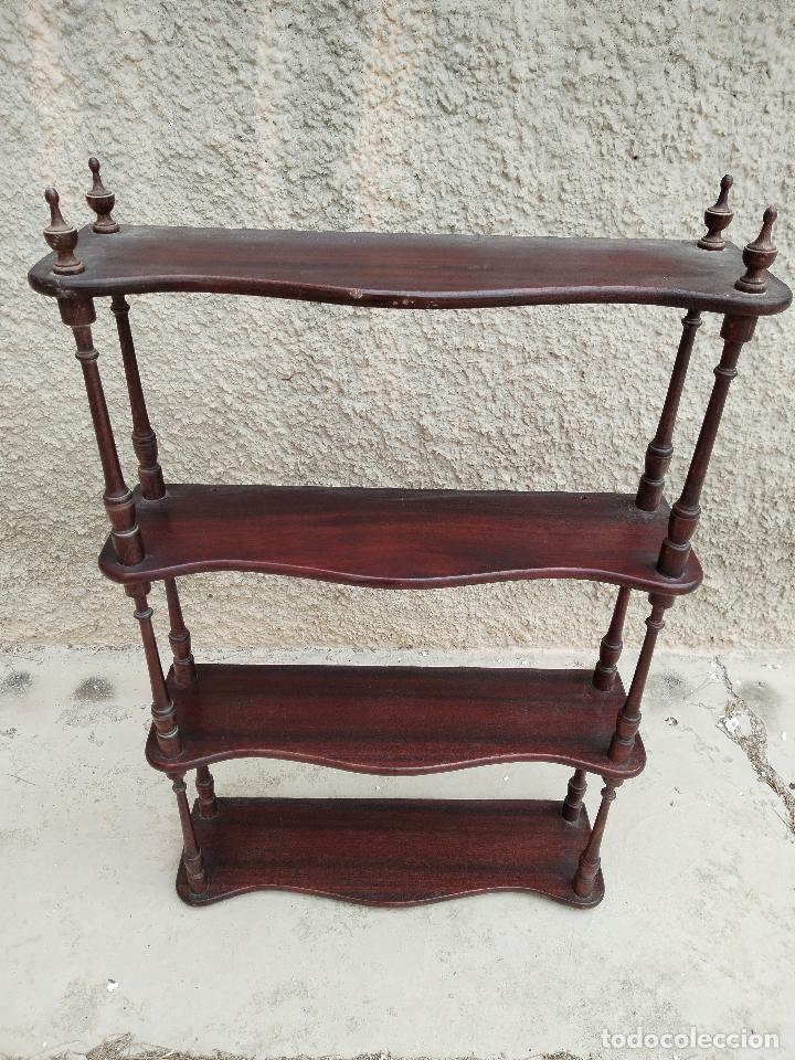 Antig&uuml;edades: estanteria repisa de pared - Foto 4
