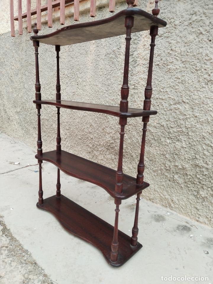 Antig&uuml;edades: estanteria repisa de pared - Foto 5