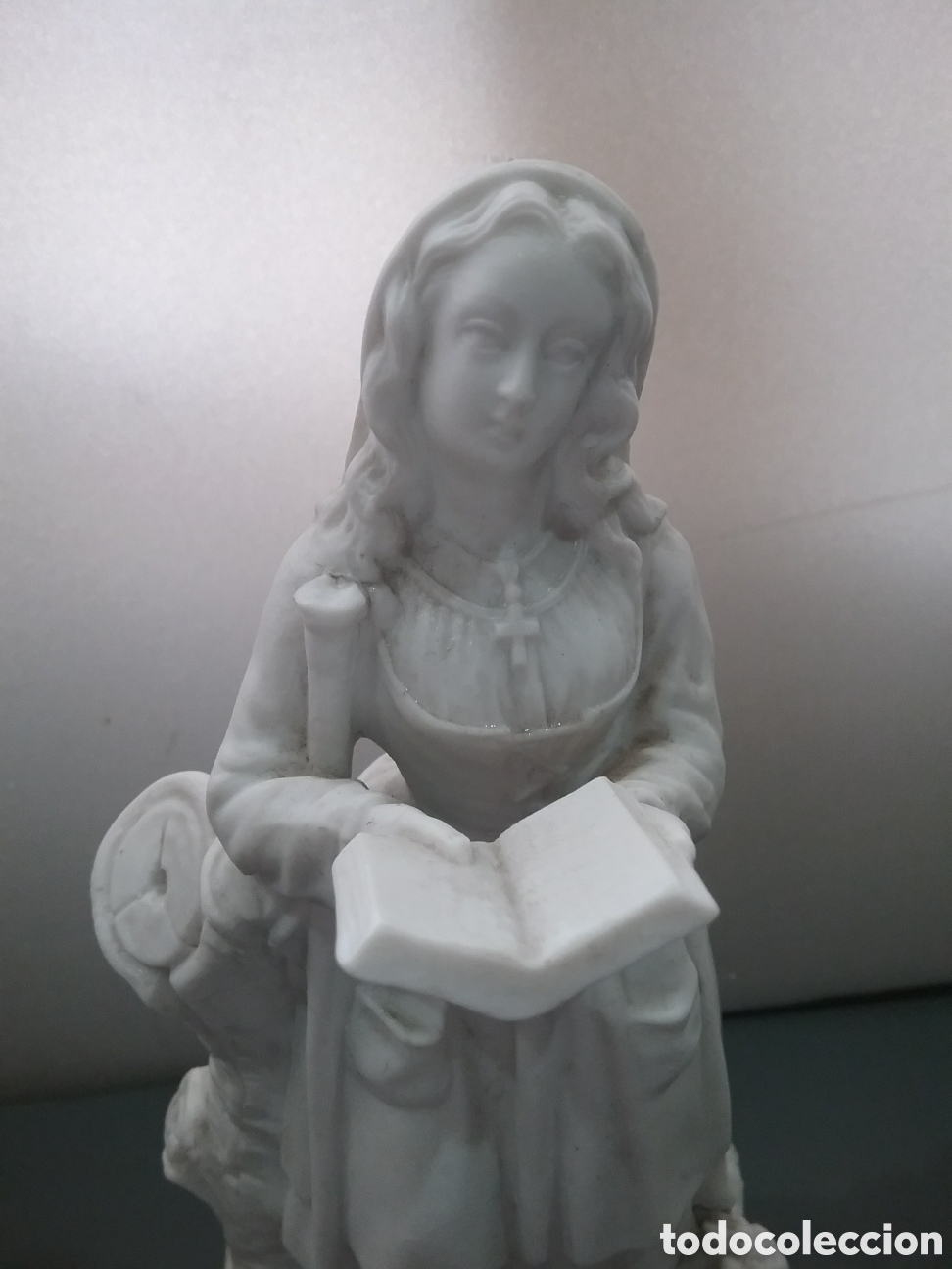 Antig&uuml;edades: Figura en biscuit, pastora leyendo. - Foto 2
