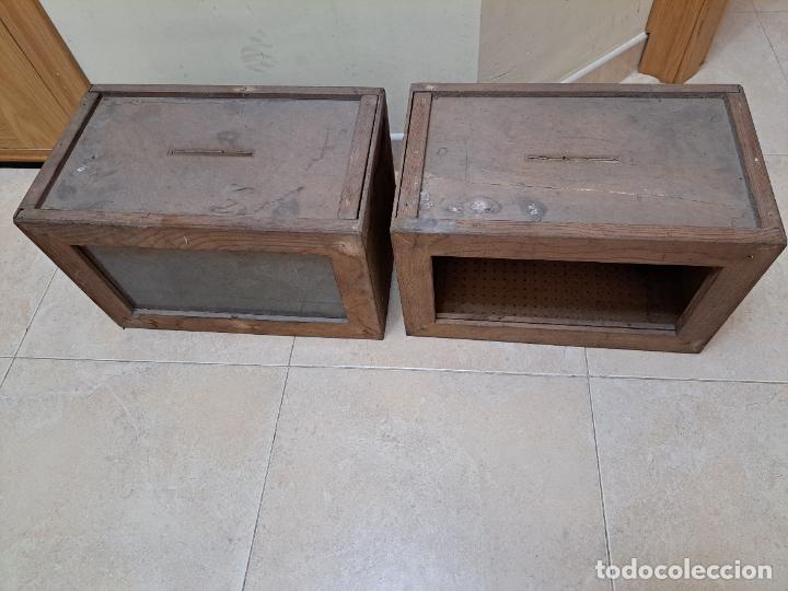 Antig&uuml;edades: Urnas de votacion en madera - Foto 2