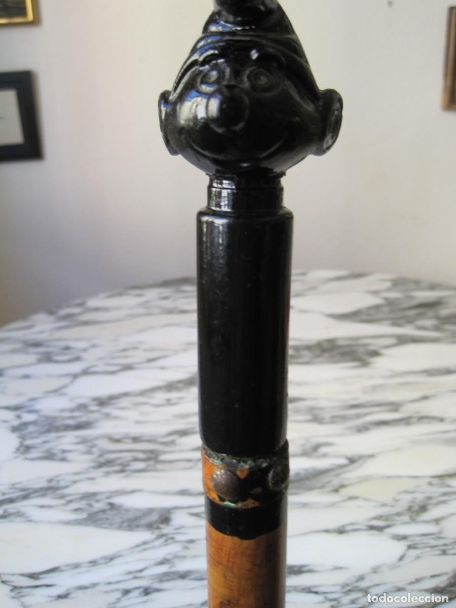 Antig&uuml;edades: BAST&Oacute;N DE MADERA CON EMPU&Ntilde;ADURA DE PITUFO - Foto 5