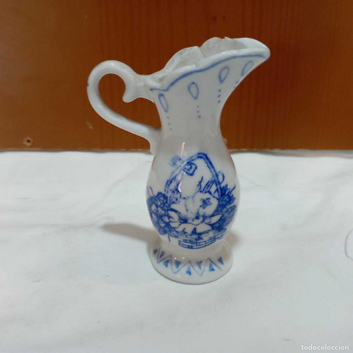 Antig&uuml;edades: peque&ntilde;a jarra - Foto 1