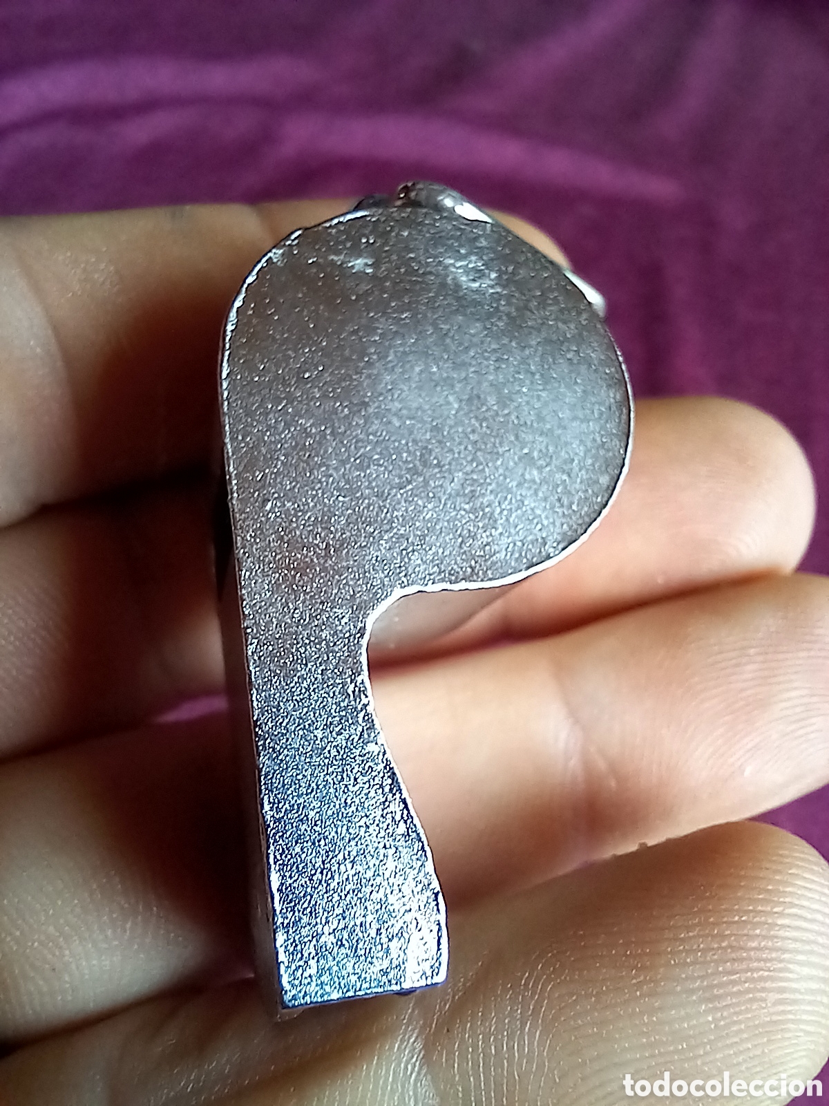 Antig&uuml;edades: LOTE DE 4 SILBATOS DE METAL - Foto 7