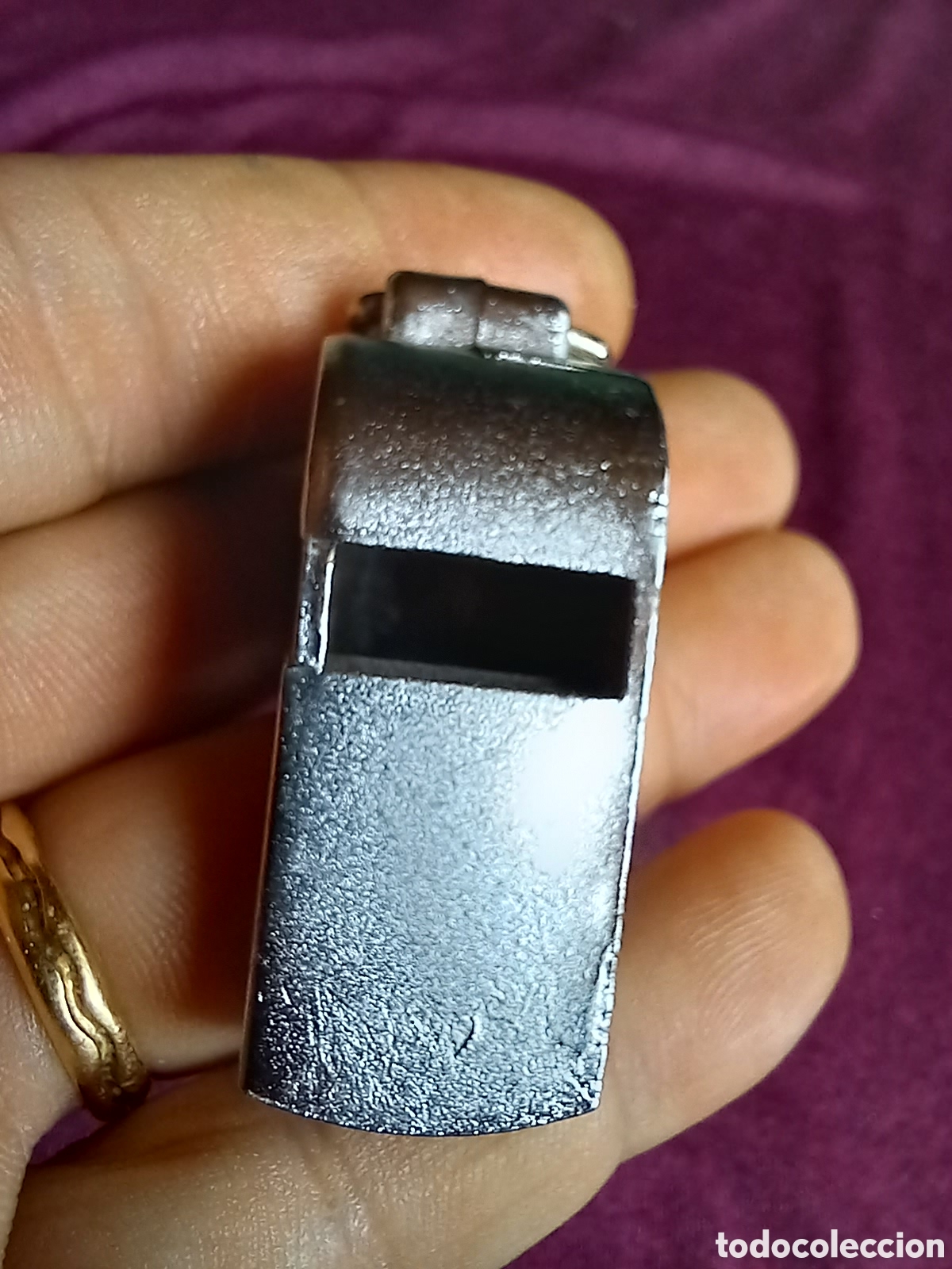 Antig&uuml;edades: LOTE DE 4 SILBATOS DE METAL - Foto 8