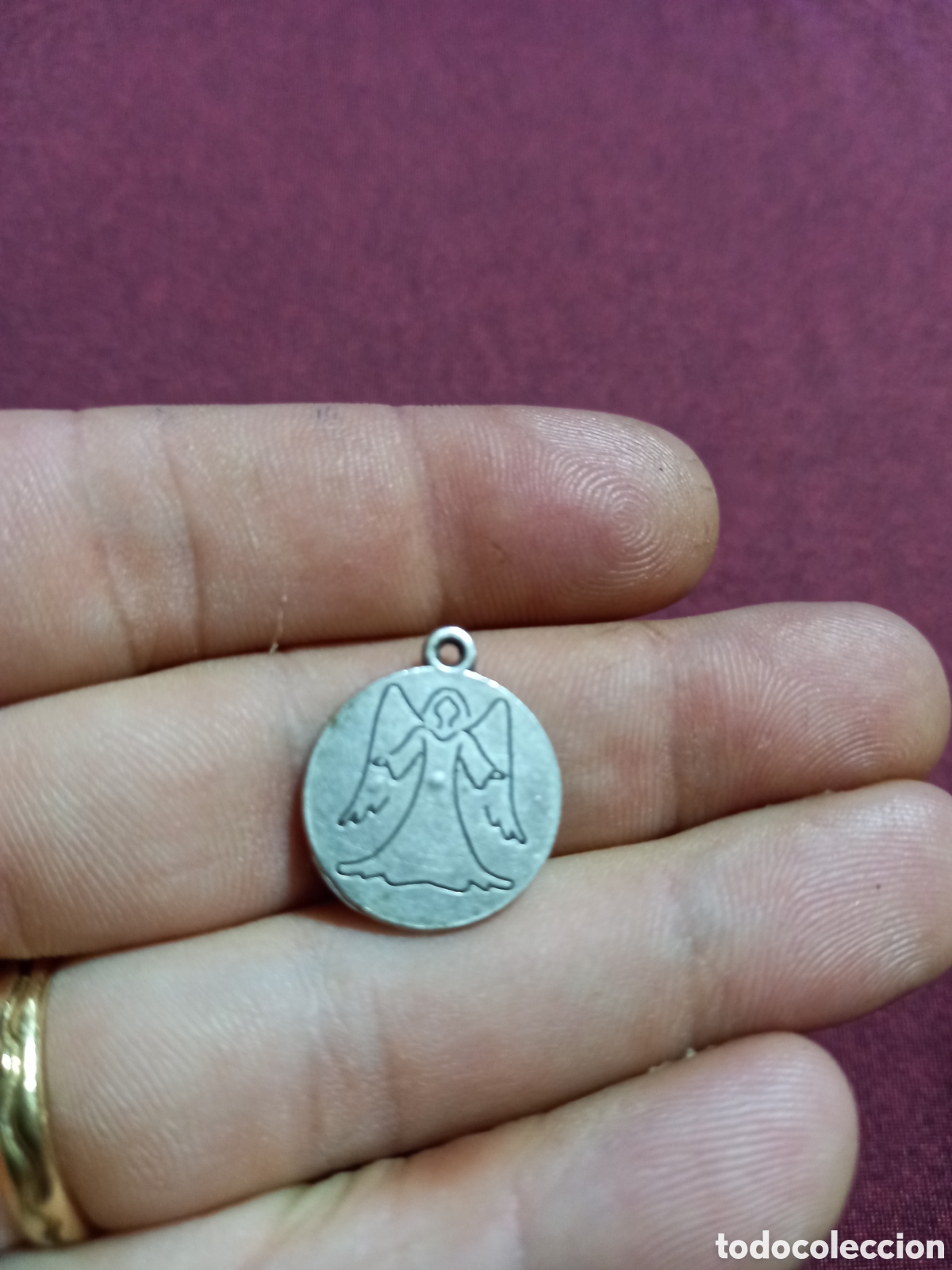 Antig&uuml;edades: PEQUE&Ntilde;A MEDALLA - Foto 1