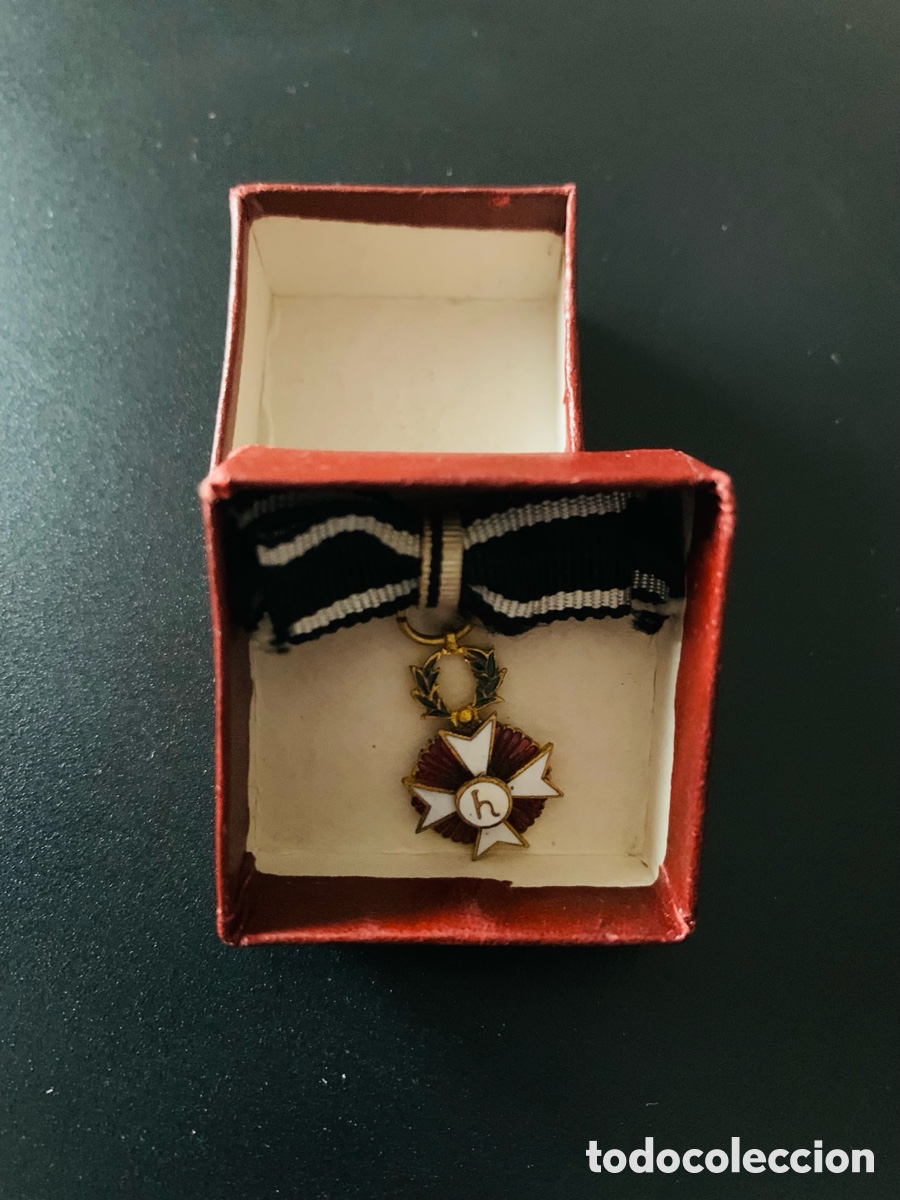 Antig&uuml;edades: Medalla-insignia con cinta y caja - Foto 3