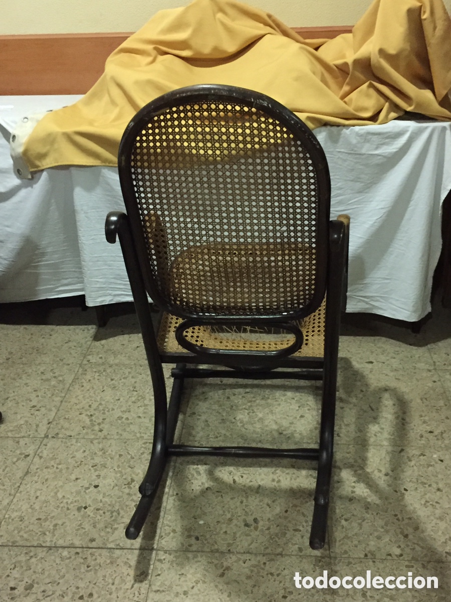 Antig&uuml;edades: MECEDORA PRINCIPIOS S.XX PARA RESTAURAR - Foto 3