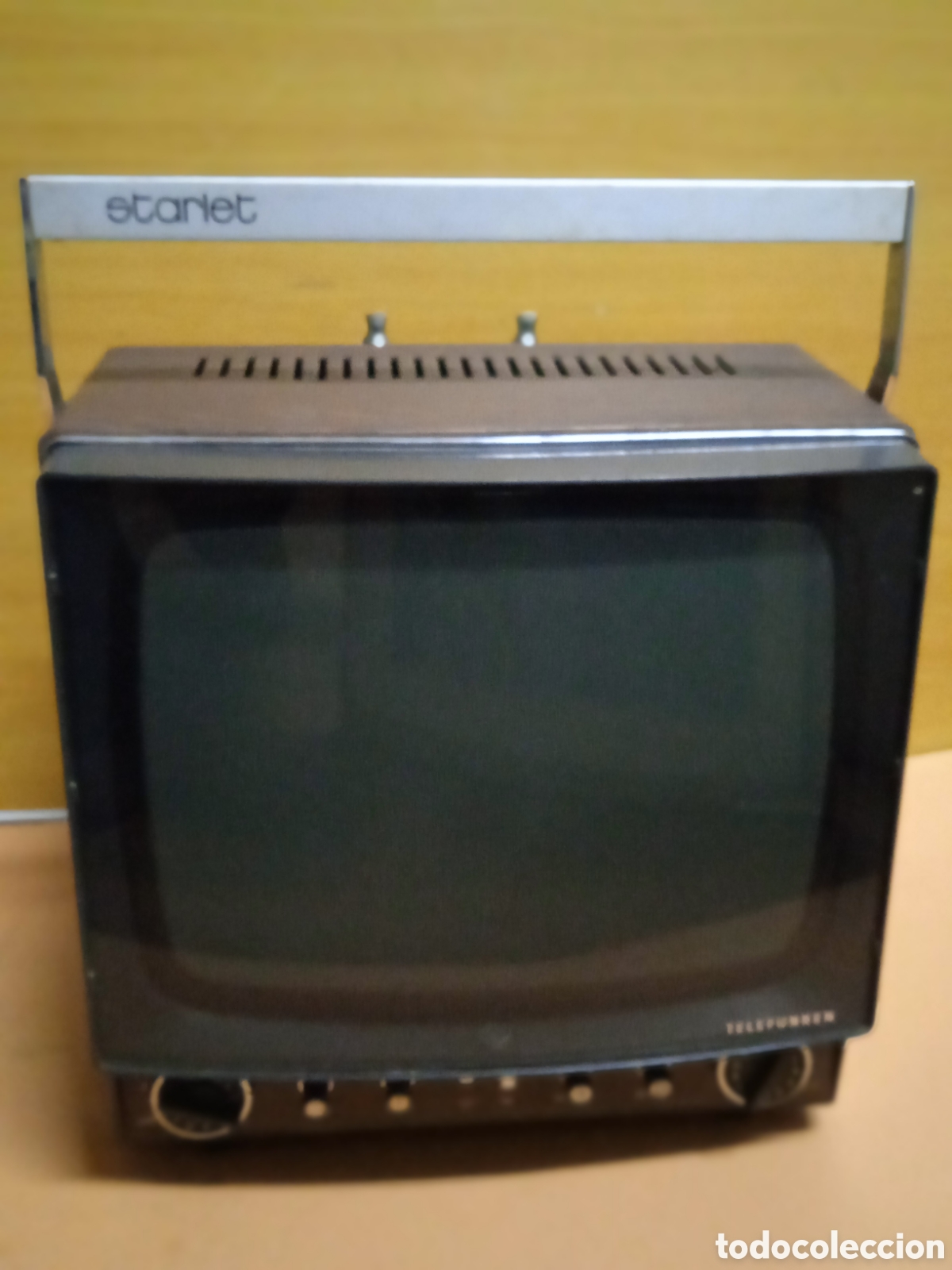 Antig&uuml;edades: Televisor Telefunken Starlet KB-11 - Foto 1