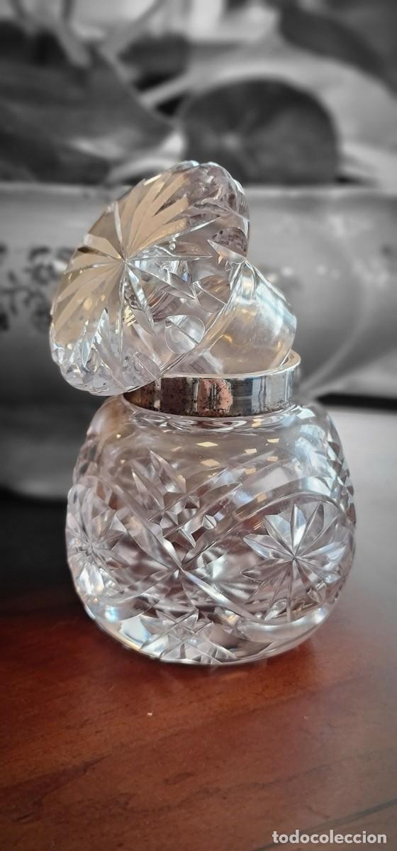 Antig&uuml;edades: Botella de perfume en cristal y boca de plata - Foto 6