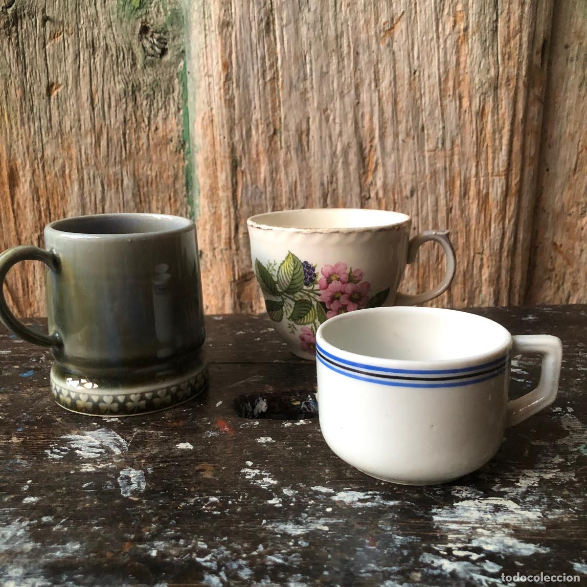 Antig&uuml;edades: Tres tazas vintage - Foto 1