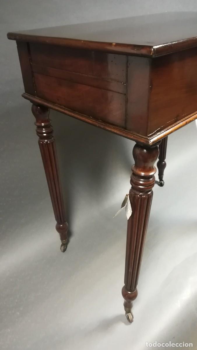 Antig&uuml;edades: MESA AUXILIAR LUIS PHILIPPE DE MADERA DE CAOBA CON CAJON - Foto 10