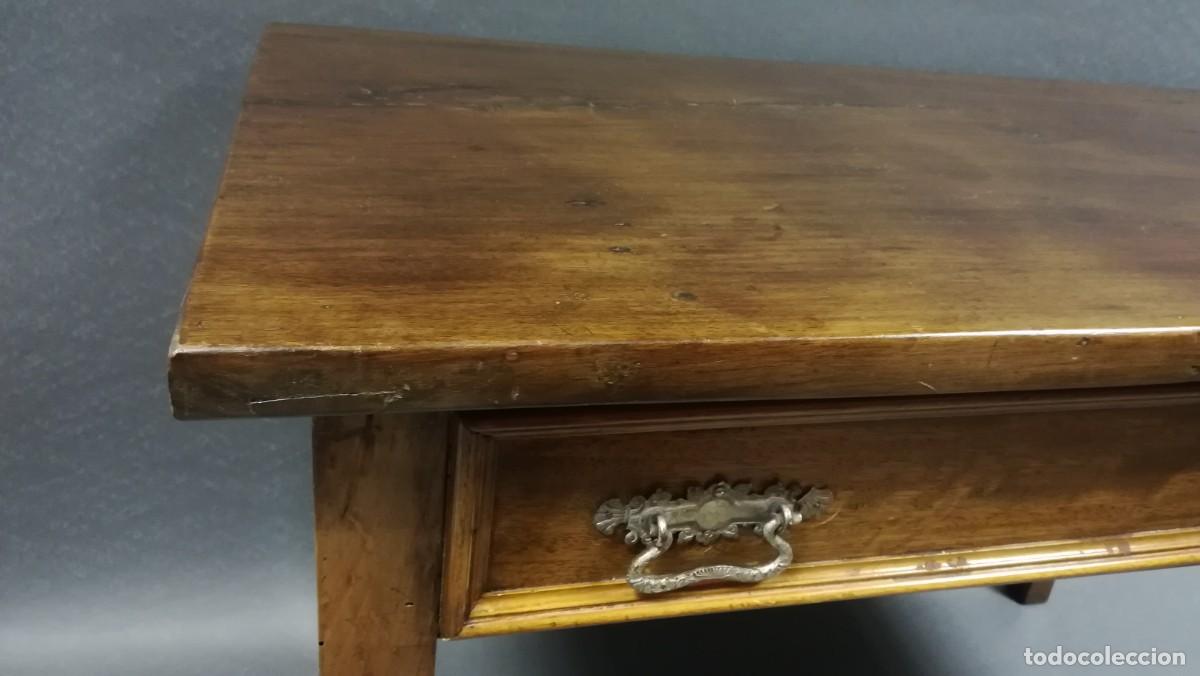 Antig&uuml;edades: MESA AUXILIAR RUSTICA CON CAJ&Oacute;N - Foto 5