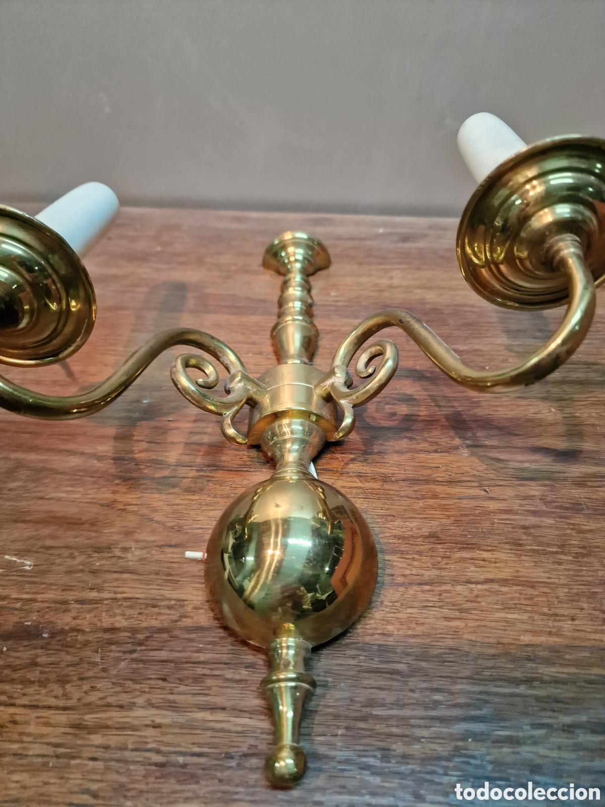 Antig&uuml;edades: APLIQUE TIPO HOLANDES DE DOS LUCES - Foto 2