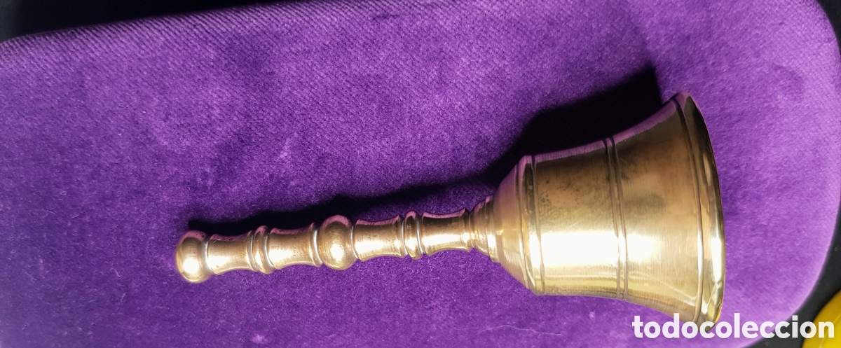 Antig&uuml;edades: Antigua Campanilla de bronce o laton - Foto 2
