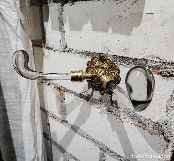 Antig&uuml;edades: MAGNIFICA PERCHA DOBLE EN BRONCE Y CRISTAL - Foto 5