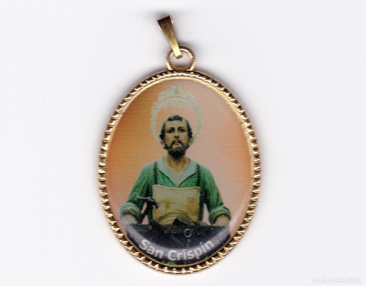 Antig&uuml;edades: Medalla de San Crisp&iacute;n - Foto 2