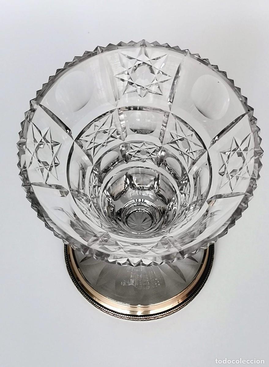 Antig&uuml;edades: Florero de cristal tallado - Foto 2