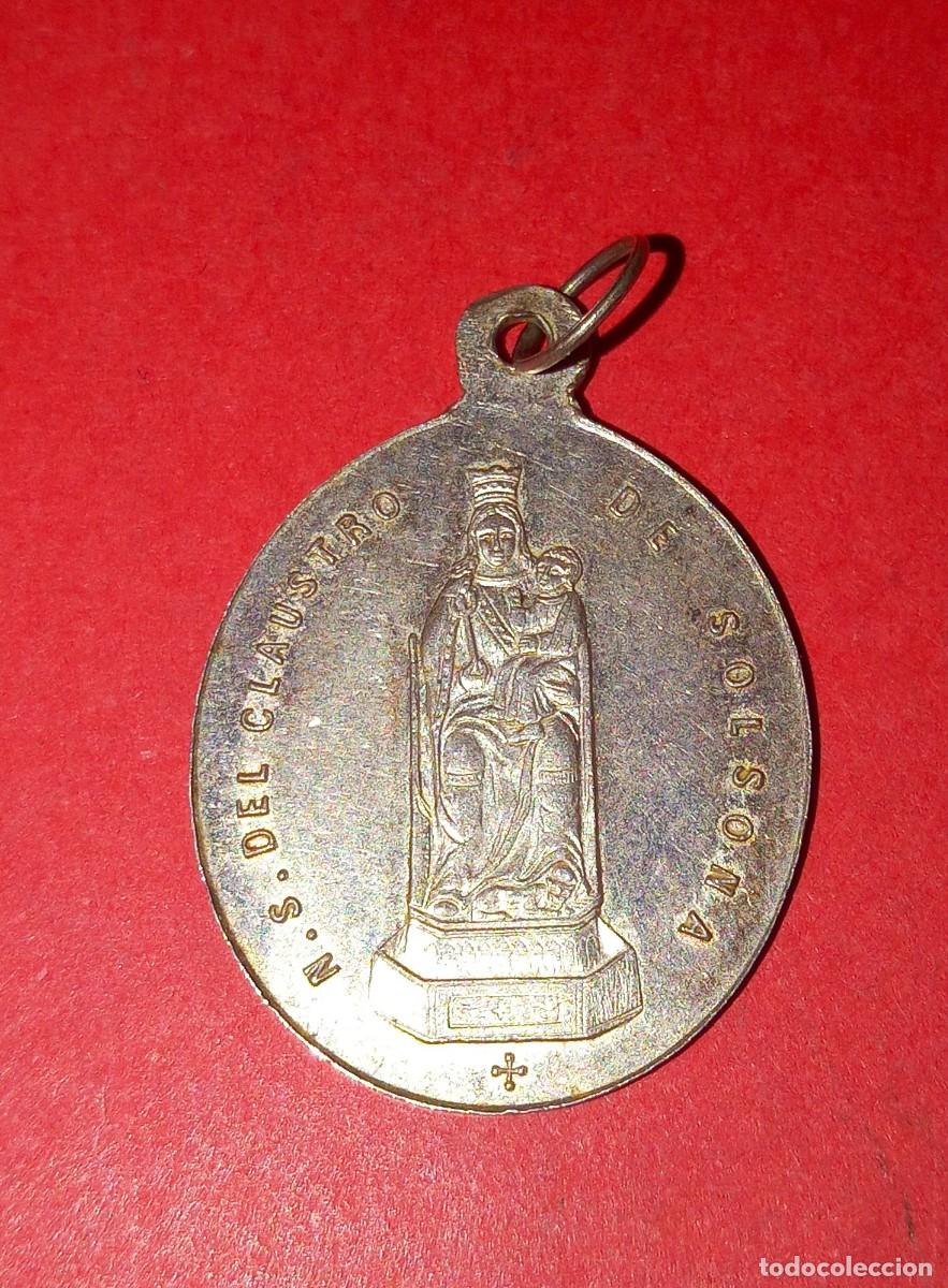 Antig&uuml;edades: Medalla Antigua Virgen de Claustro. Solsona. - Foto 1