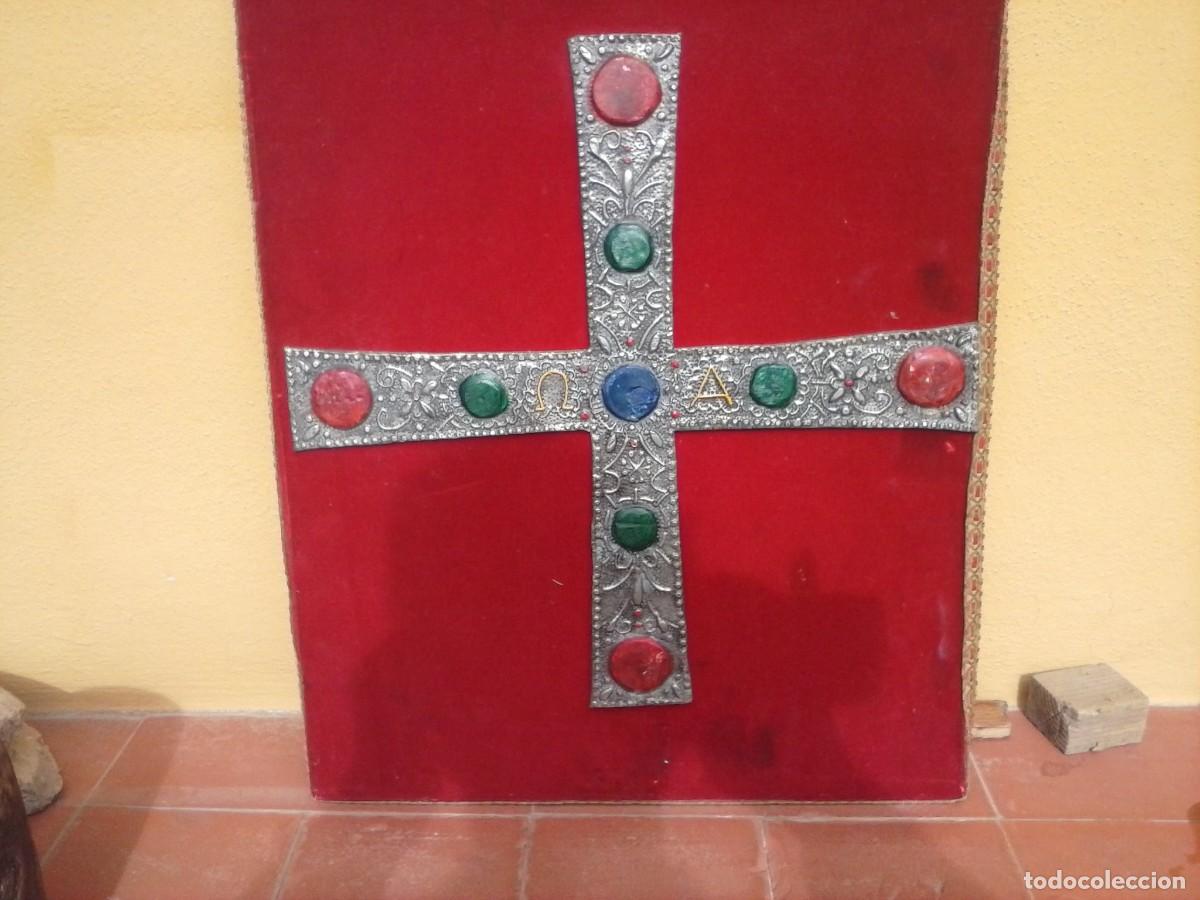 Antig&uuml;edades: Cruz de esta&ntilde;o. - Foto 1