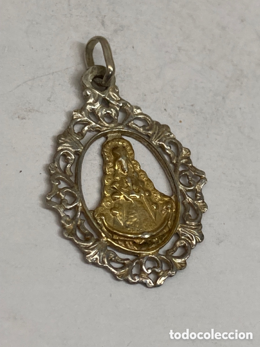 Antig&uuml;edades: Medalla de plata religiosa C105 - Foto 1