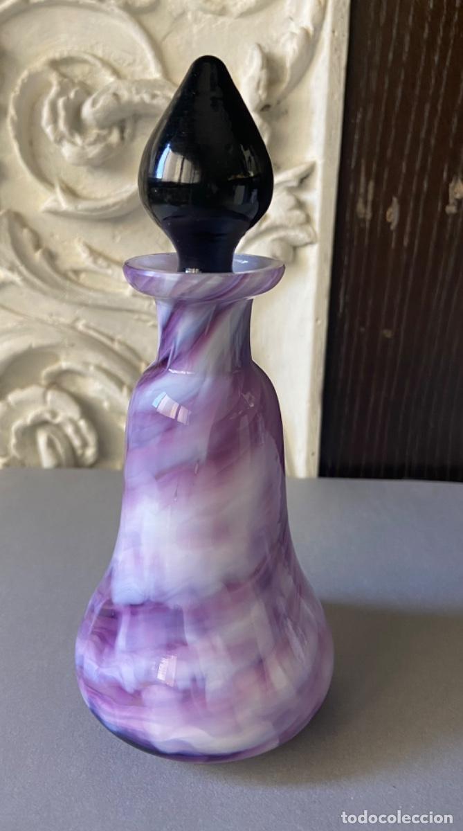 Antig&uuml;edades: 163- Perfumero de opalina. 16 cm. 1.920. - Foto 1