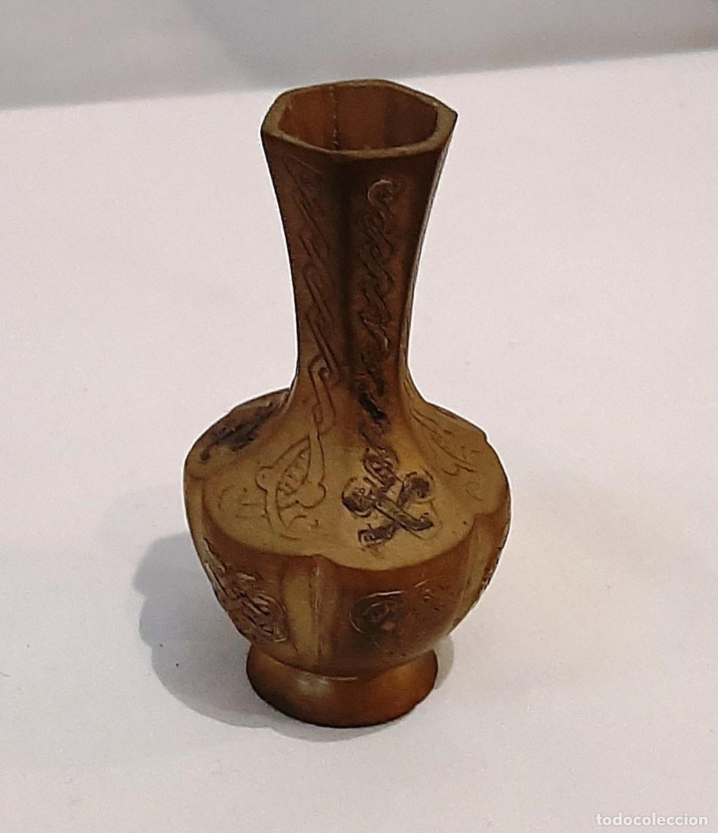 Antig&uuml;edades: Peque&ntilde;o jarr&oacute;n en bronce labrado - Foto 2
