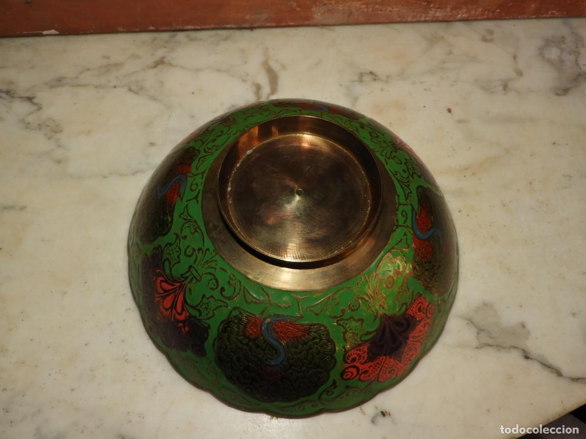 Antig&uuml;edades: CUENCO DE BRONCE CLOISONNE CON FORMA DE PAVO REAL - Foto 4