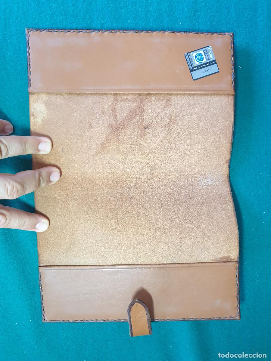 Antig&uuml;edades: Porta libro de cuero - Foto 2