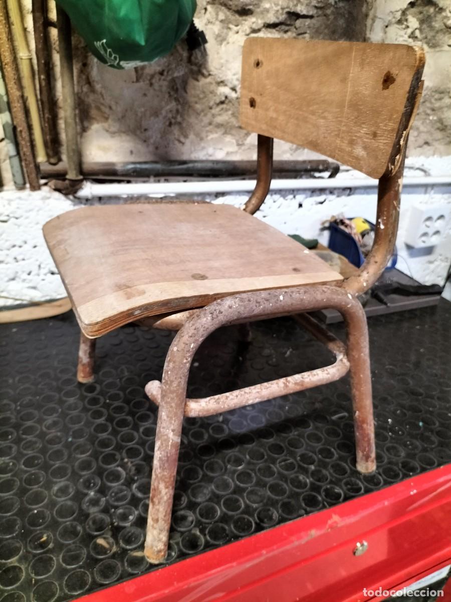 Antig&uuml;edades: silla peque&ntilde;a sin restaurar - Foto 2
