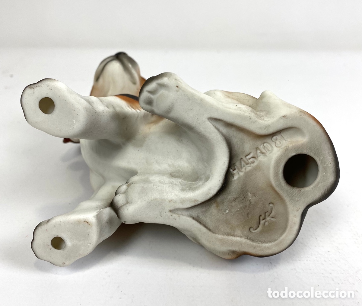 Antig&uuml;edades: BONITO PERRO BEAGLE EN PORCELANA - Foto 6