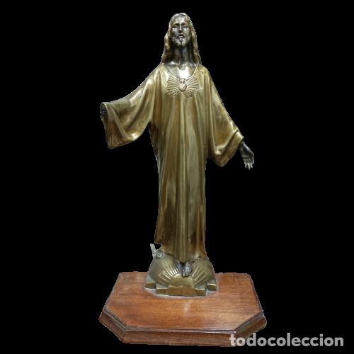 Antig&uuml;edades: Sagrado coraz&oacute;n en Bronce , con peana de madera - Foto 1