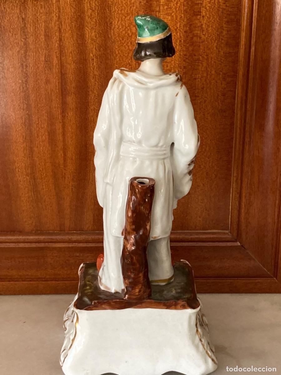Antig&uuml;edades: Figura de Viejo Paris - Foto 6