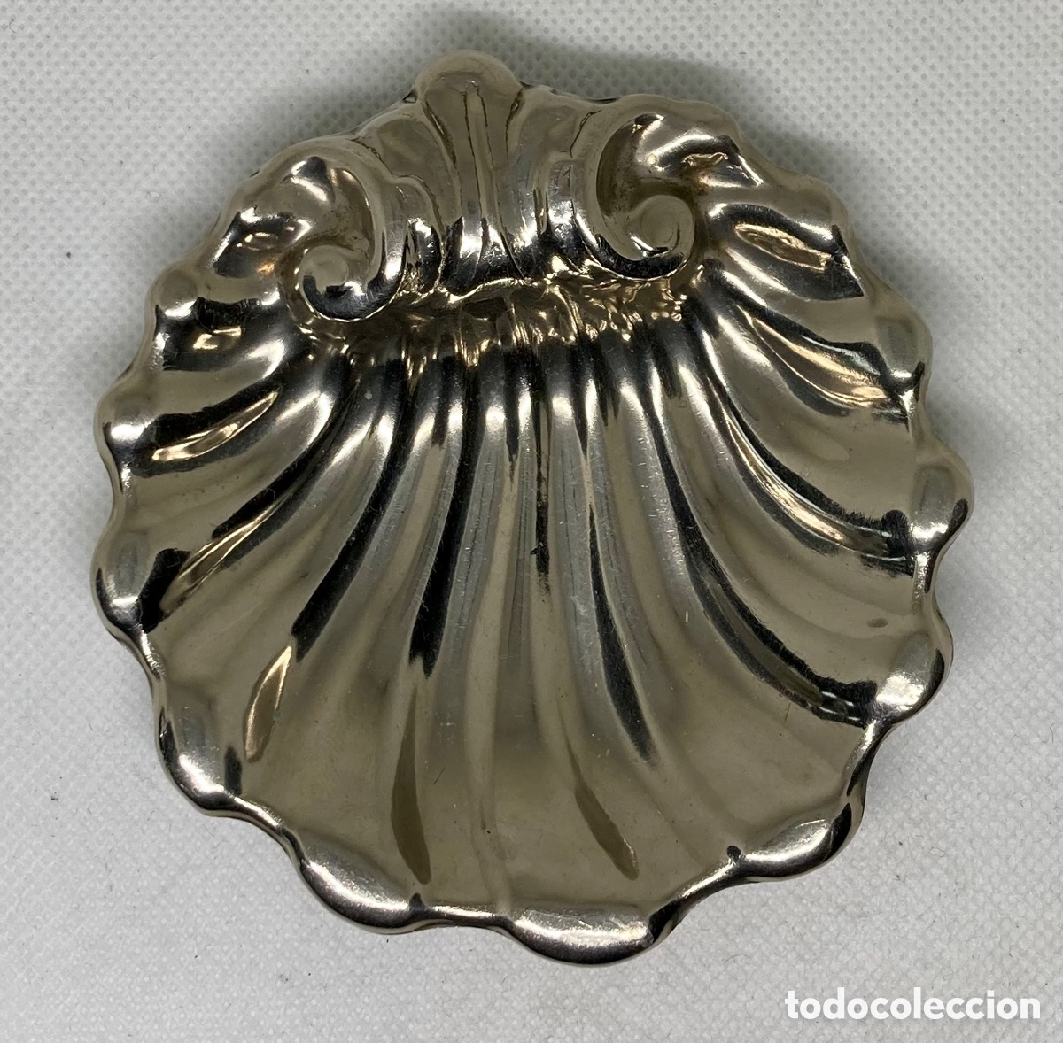 Antig&uuml;edades: CONCHA DE BAUTISMO ANTIGUO - Foto 1