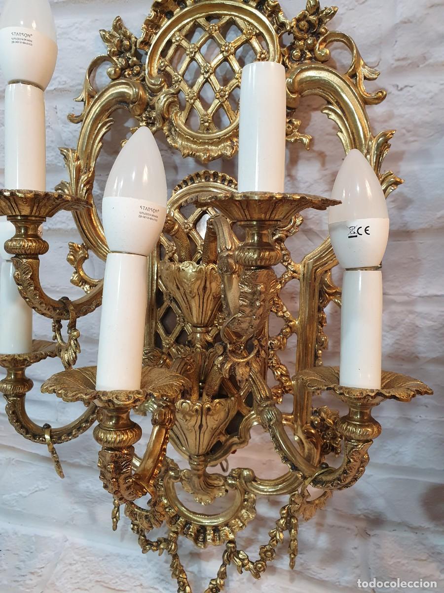 Antig&uuml;edades: PAREJA DE APLIQUES DE BRONCE ESTILO LUIS XV - Foto 6