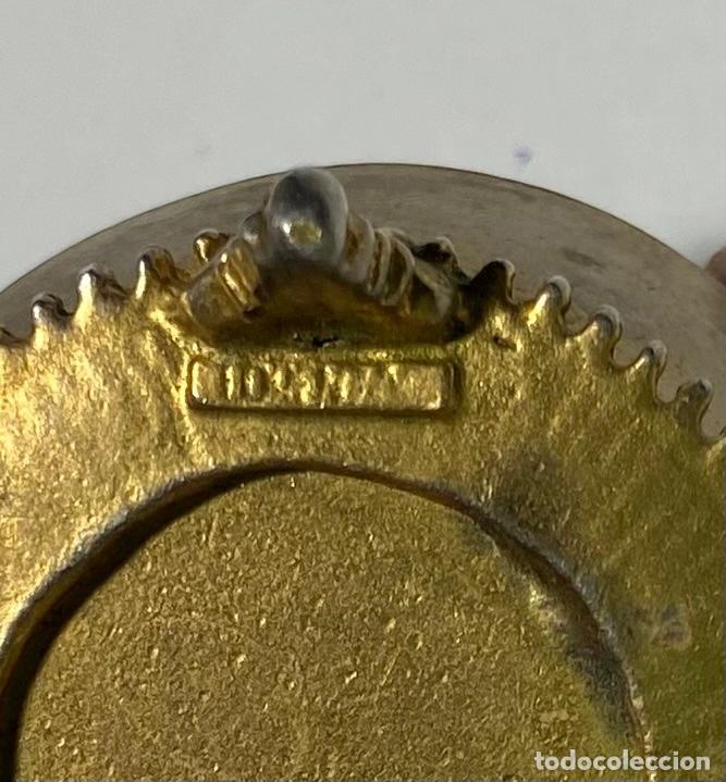 Antig&uuml;edades: 172- Vasito de vodka. Bronce sobredorado. SXIX. - Foto 6
