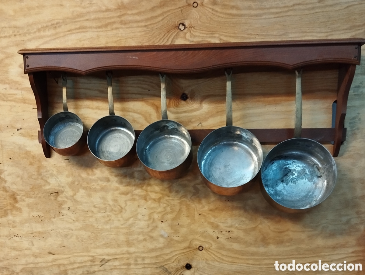 Antig&uuml;edades: Juego de cazos de cocina - Foto 2