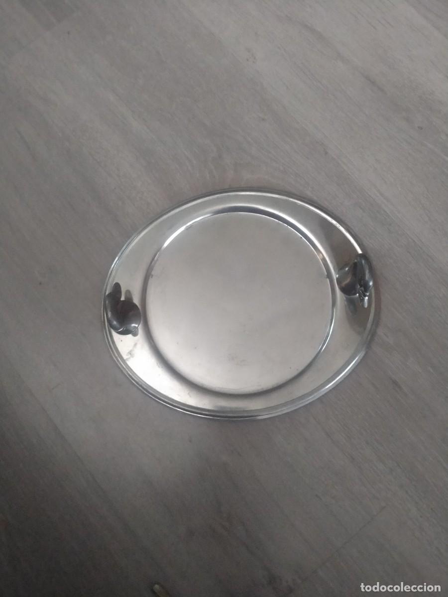 Antig&uuml;edades: Bandeja ovalada de esta&ntilde;o. - Foto 3