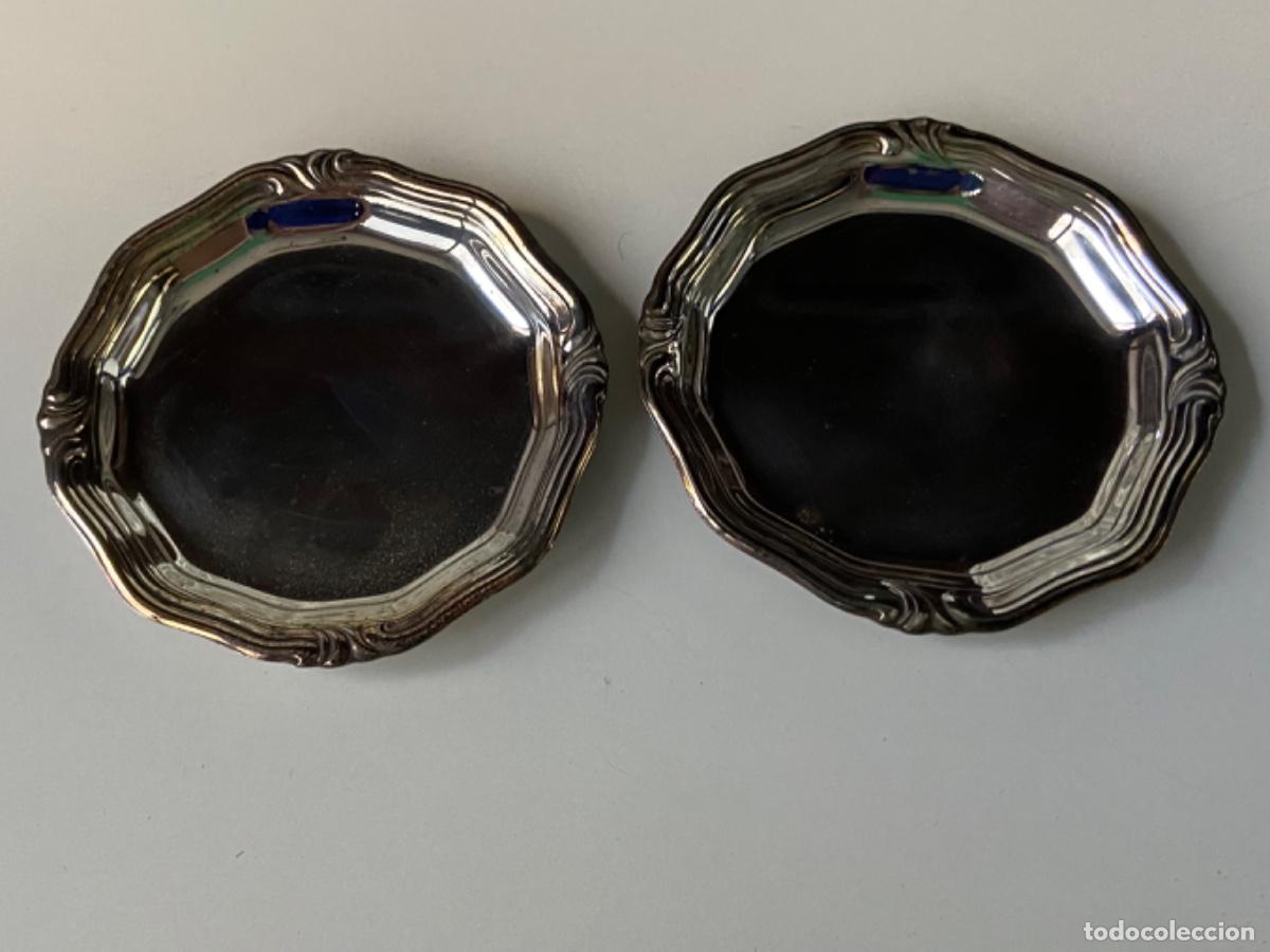 Antig&uuml;edades: 173- Dos platillos de plata Meneses..... - Foto 1